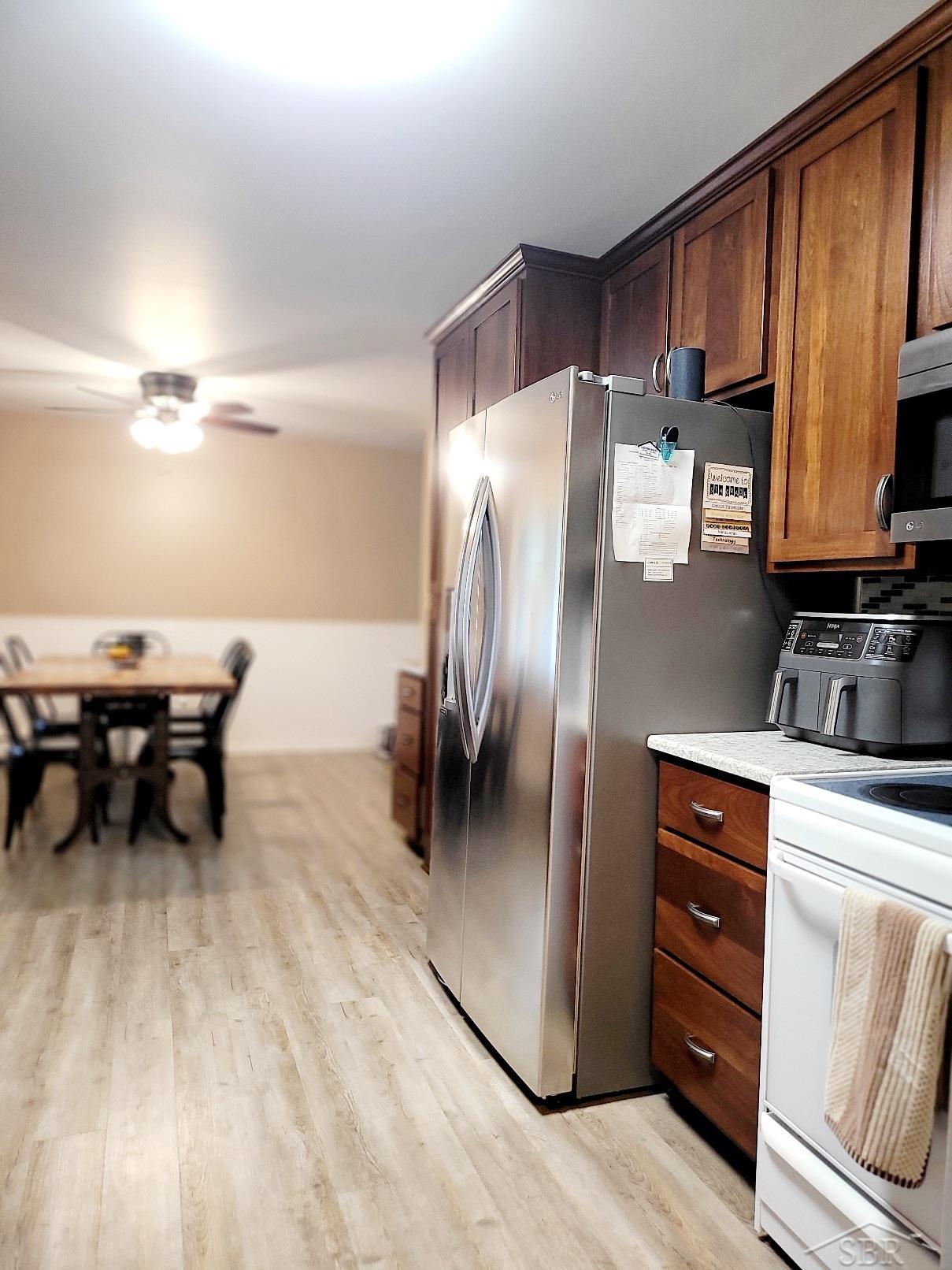 2106 Cass Avenue Road Bay City, MI 48708 - Photo 8 of 42 50091722-8.JPG