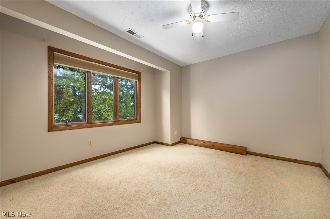 4601 Compass Rose, Unit 30 Vermilion, OH 44089 - Photo 25 of 50