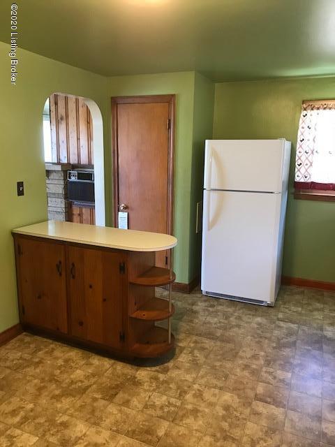 8501 Chase Road Louisville, KY 40258 - Photo 9 of 15 IMG_4701