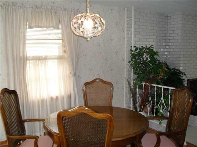 2310 Highland Road Anderson, IN 46012 - Photo 2 of 16 Gallery Image 2