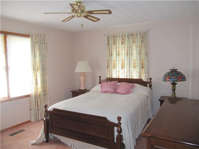 2310 Highland Road Anderson, IN 46012 - Photo 12 of 16 Gallery Image 12