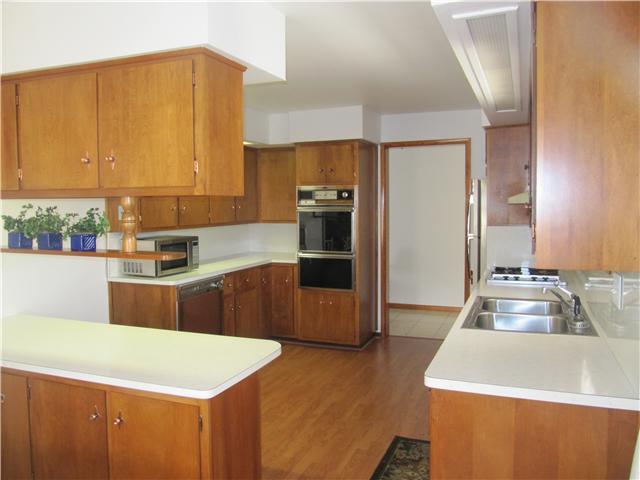 2310 Highland Road Anderson, IN 46012 - Photo 4 of 16 Gallery Image 4