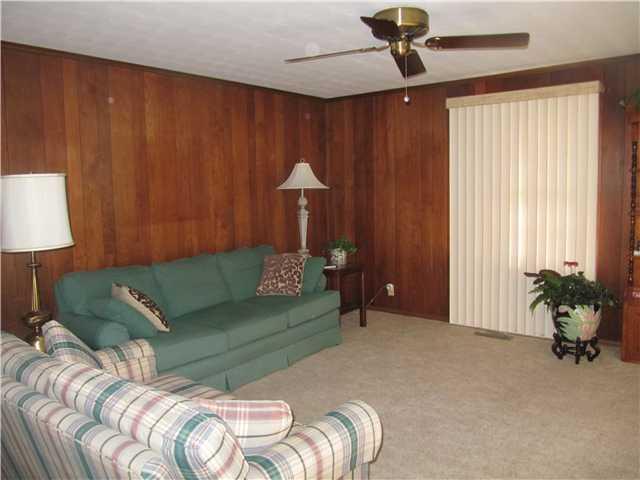 2310 Highland Road Anderson, IN 46012 - Photo 6 of 16 Gallery Image 6