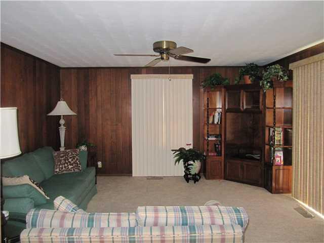 2310 Highland Road Anderson, IN 46012 - Photo 7 of 16 Gallery Image 7