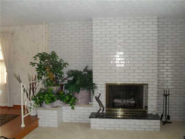 2310 Highland Road Anderson, IN 46012 - Photo 9 of 16 Gallery Image 9