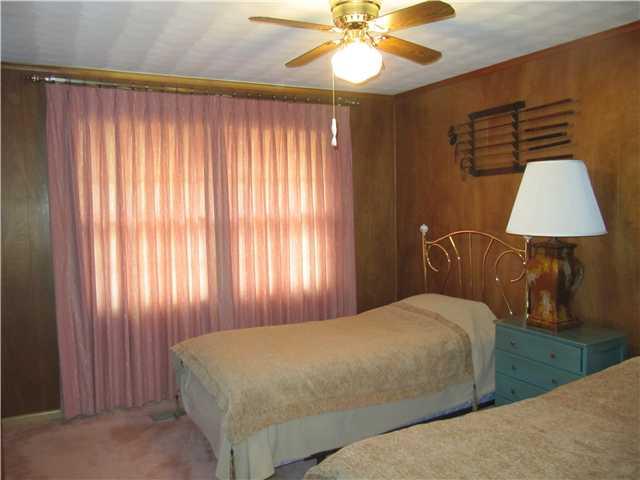 2310 Highland Road Anderson, IN 46012 - Photo 10 of 16 Gallery Image 10