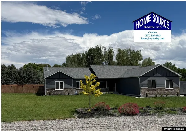 $600,000 | 270 West Mountain View Drive, Riverton, WY 82501