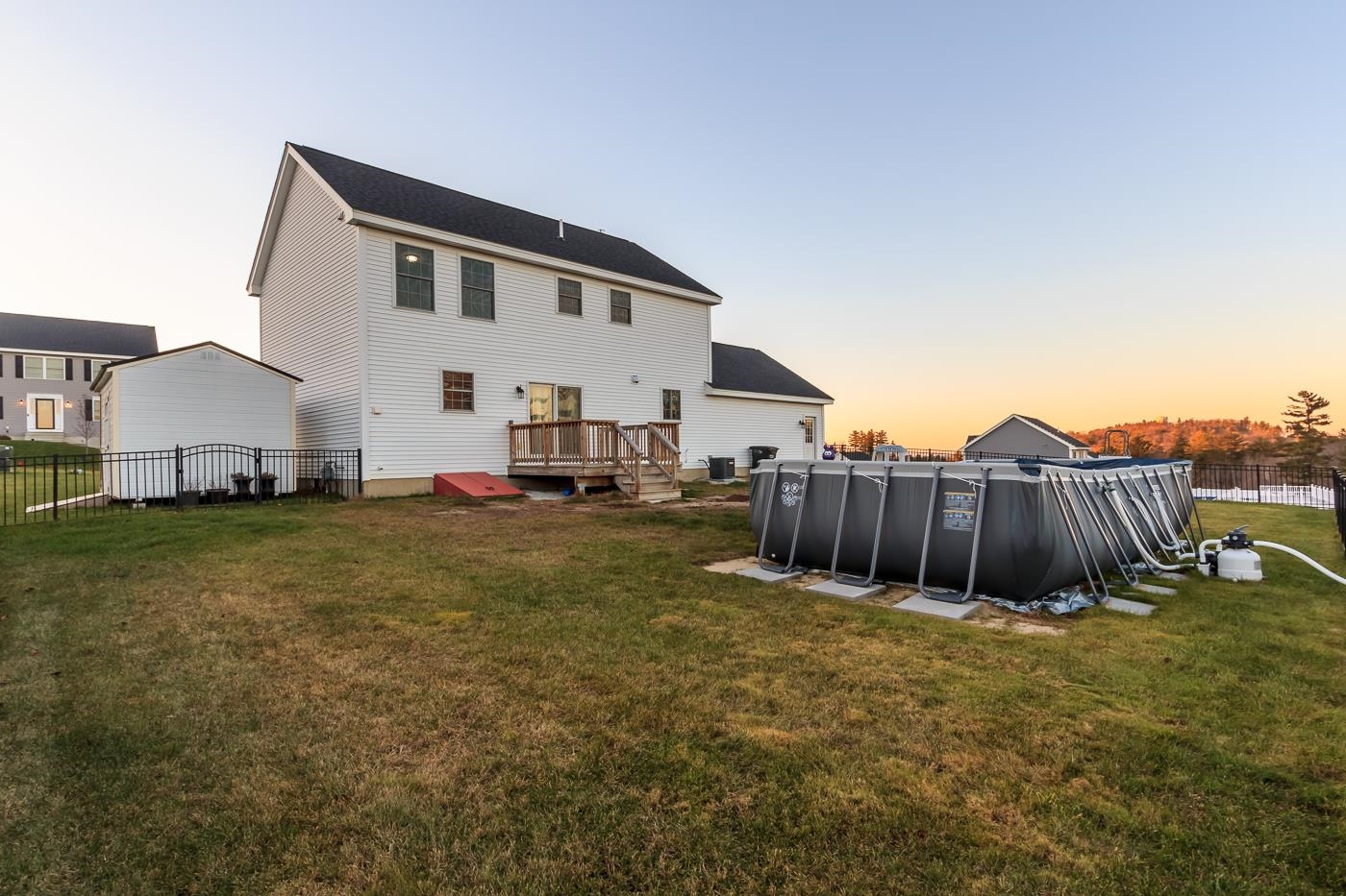168 University Circle Hooksett, NH 03106 - Photo 36 of 39