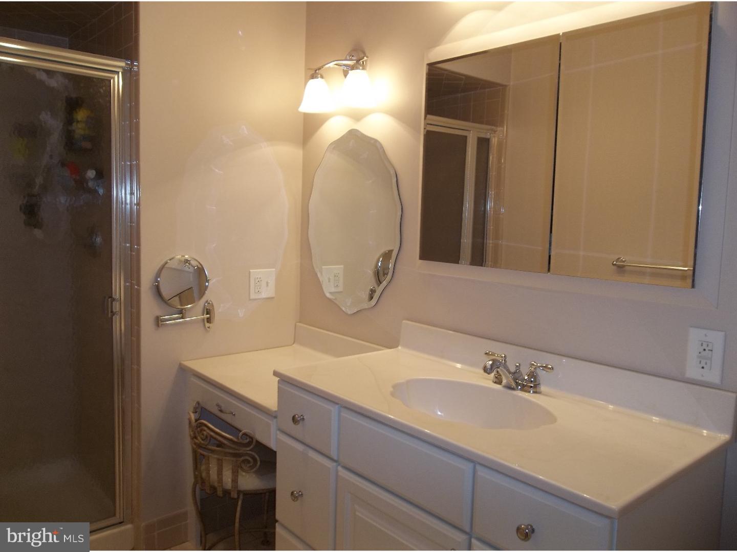 89 Freedom Road Sewell, NJ 08080 - Photo 20 of 25 Master Bathroom
