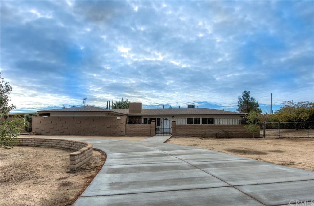 19129 Osceola Road Apple Valley, CA 92307 - Photo 1 of 1