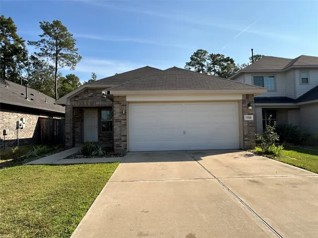 $1,725 | 33516 Orange Maple Way, Pinehurst, TX 77362