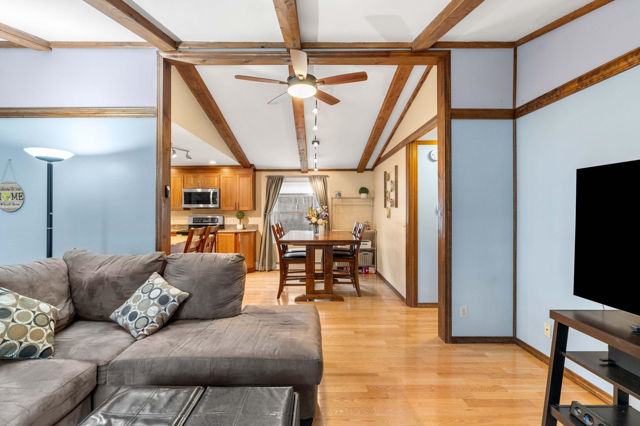 2 Wilkele Road Sandown, NH 03873 - Photo 11 of 40
