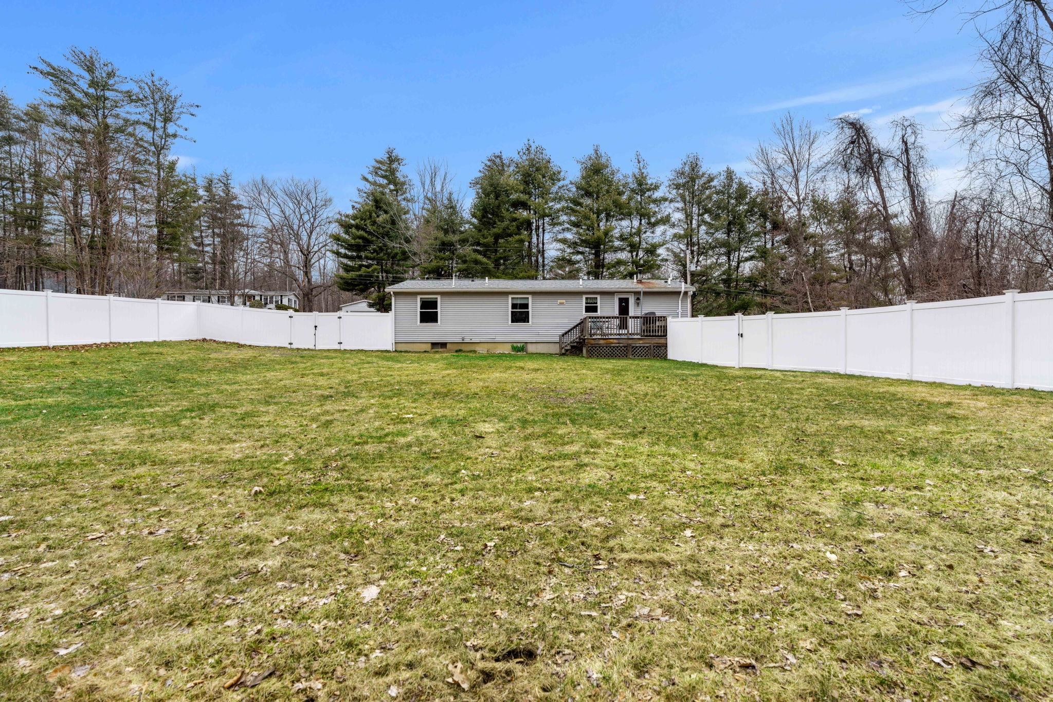 2 Wilkele Road Sandown, NH 03873 - Photo 32 of 40