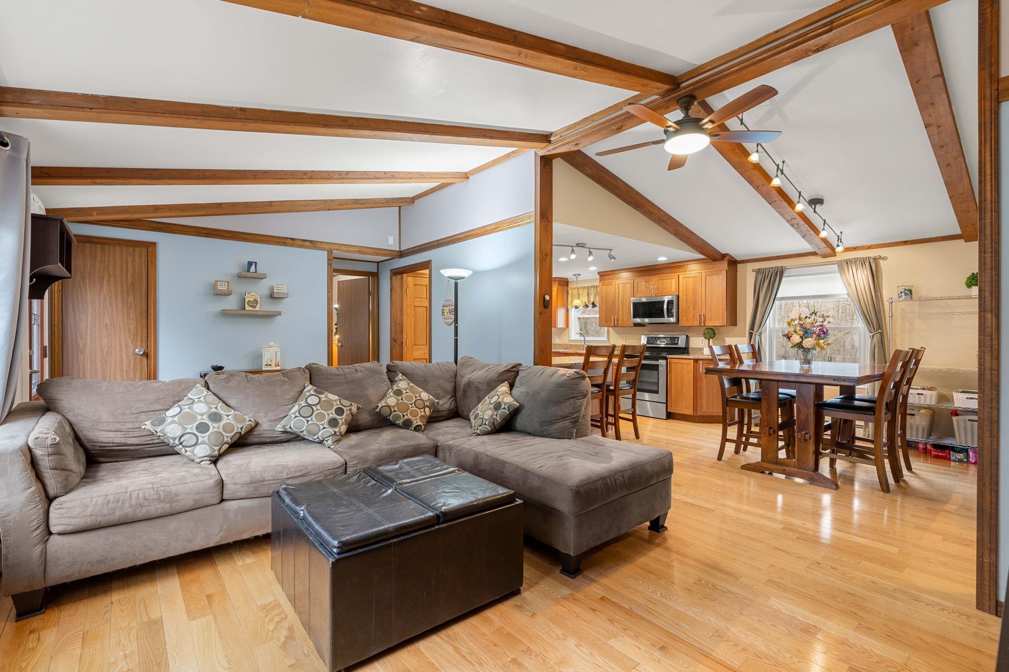 2 Wilkele Road Sandown, NH 03873 - Photo 9 of 40
