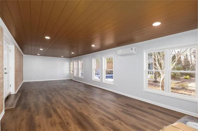 $469,000 | 4094 Barr Circle, Tucker, GA 30084