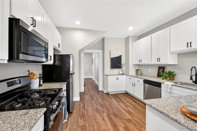 $234,900 | 5834 Victoria Avenue, St. Louis, MO 63110