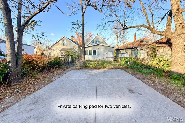 $234,900 | 5834 Victoria Avenue, St. Louis, MO 63110