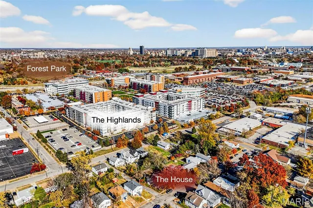 $234,900 | 5834 Victoria Avenue, St. Louis, MO 63110