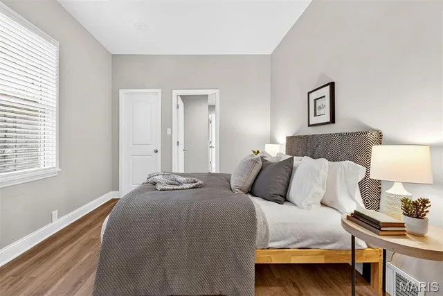 $234,900 | 5834 Victoria Avenue, St. Louis, MO 63110