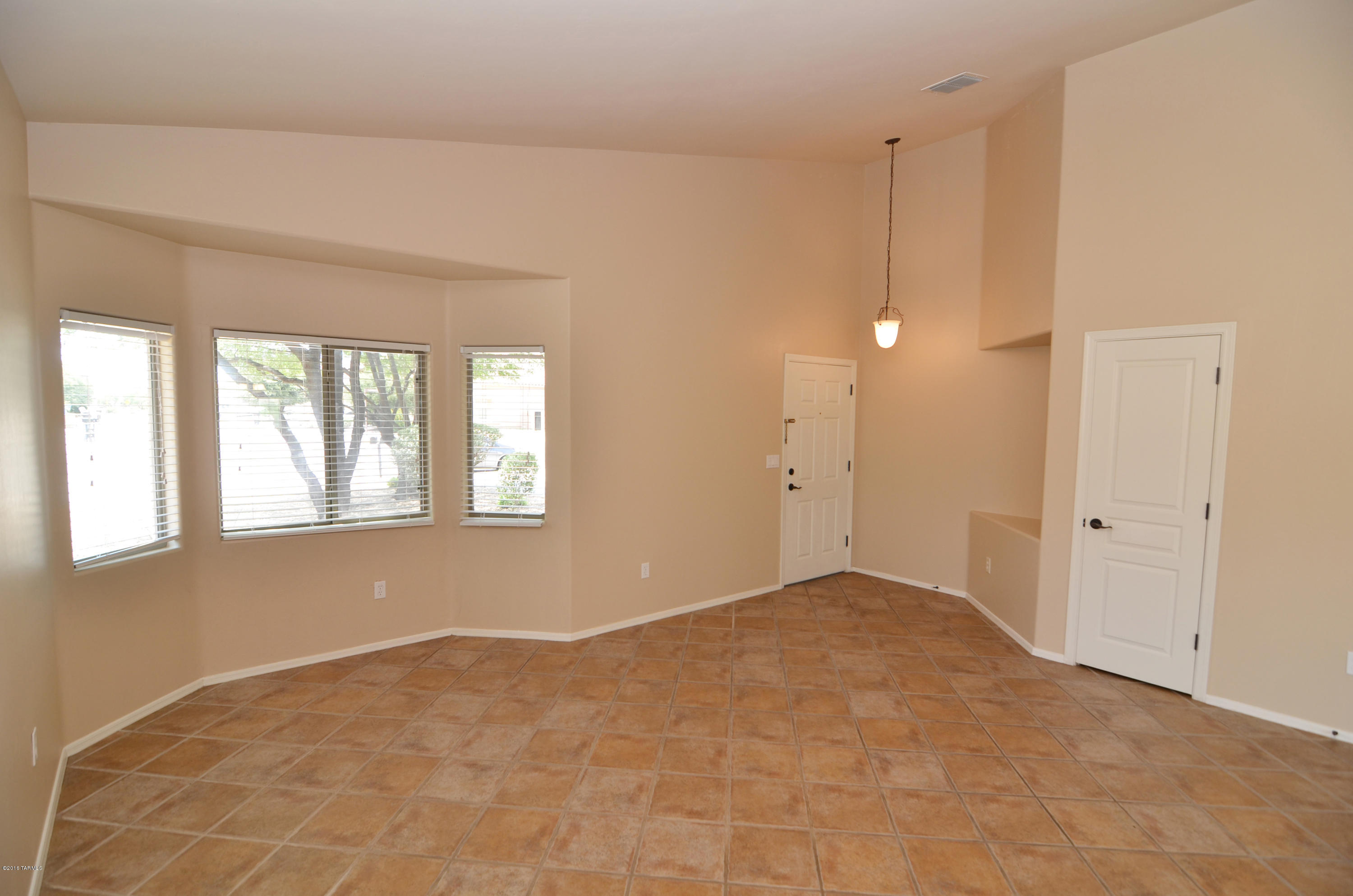 14890 North Capriole Road Tucson, AZ 85739 - Photo 15 of 38