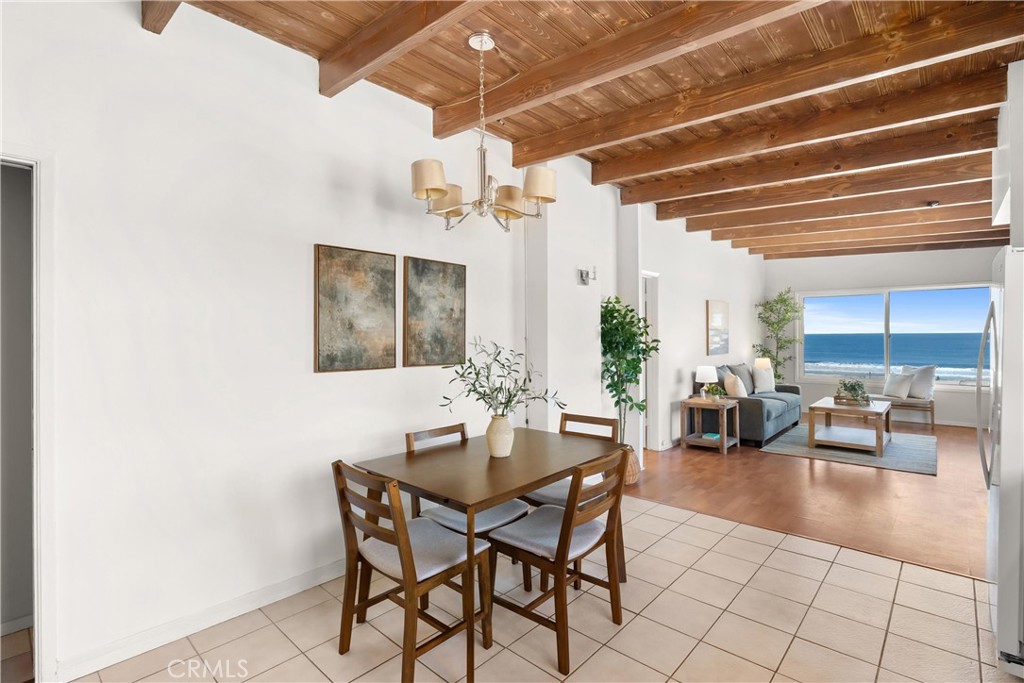 920 The Strand Manhattan Beach, CA 90266 - Photo 23 of 72 Unit C (2 Bed/1 Bath Unit) - Dining Area