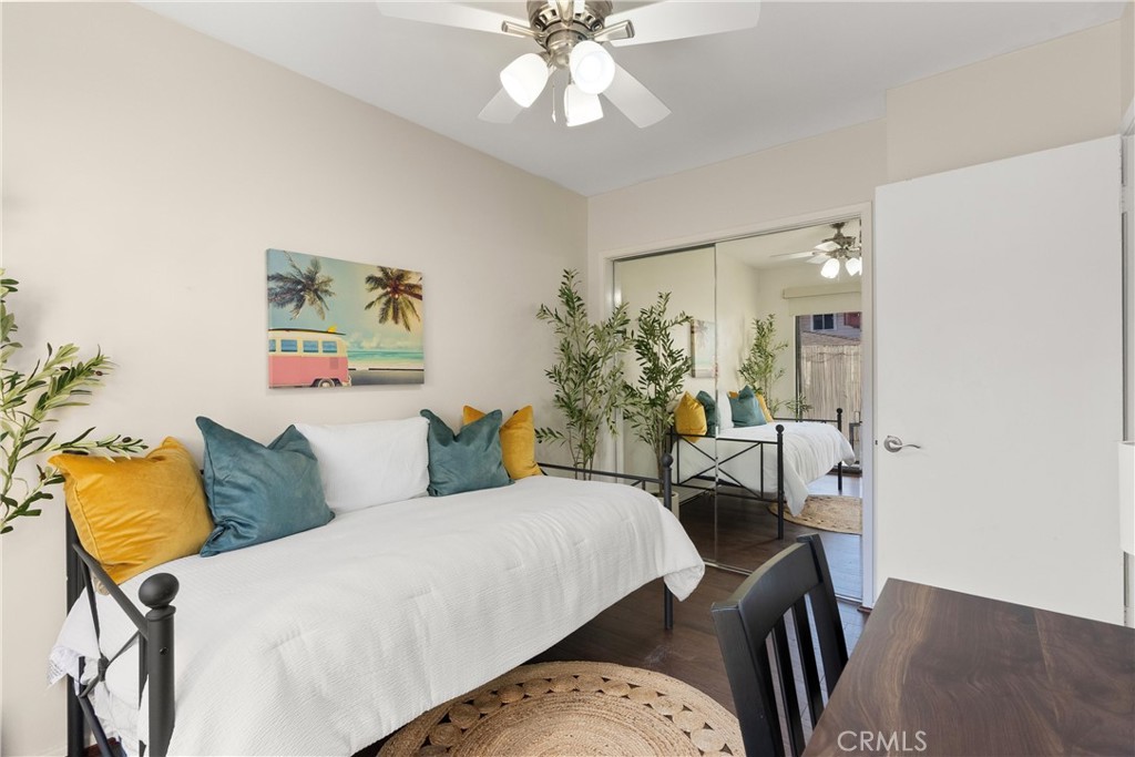 920 The Strand Manhattan Beach, CA 90266 - Photo 48 of 72 Unit B (2 Bed/2 Bath Unit) - Bedroom 2