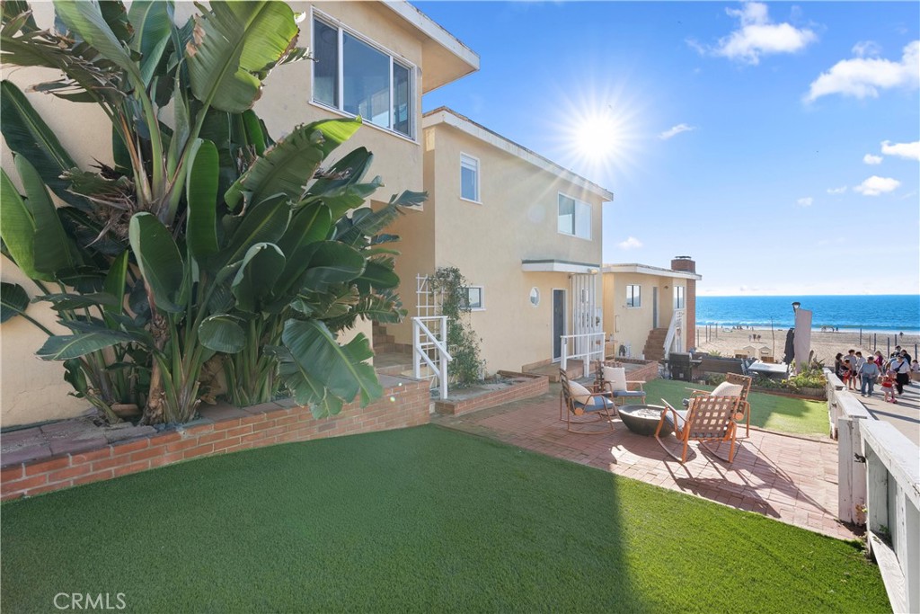 920 The Strand Manhattan Beach, CA 90266 - Photo 50 of 72 Unit A (2 Bed/1 Bath Unit) - Patio