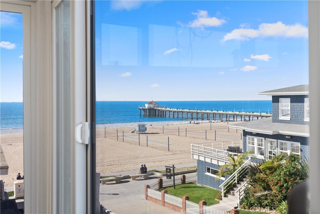 920 The Strand Manhattan Beach, CA 90266 - Photo 57 of 72 Unit A (2 Bed/1 Bath Unit) - View from Dining Area and Kitchen
