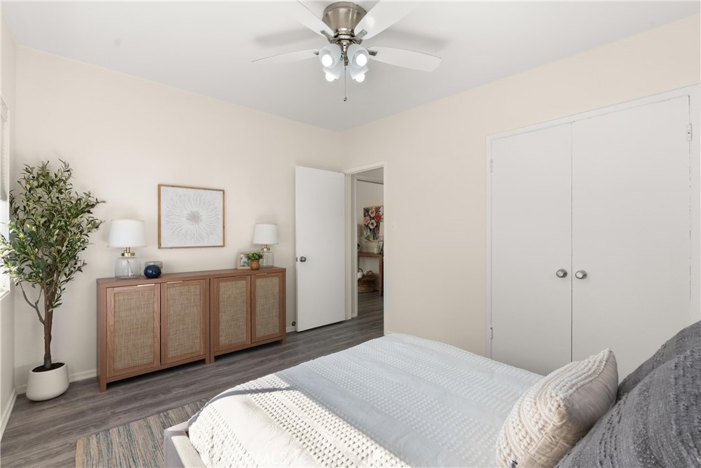 920 The Strand Manhattan Beach, CA 90266 - Photo 65 of 72 Unit A (2 Bed/1 Bath Unit) - Bedroom 2