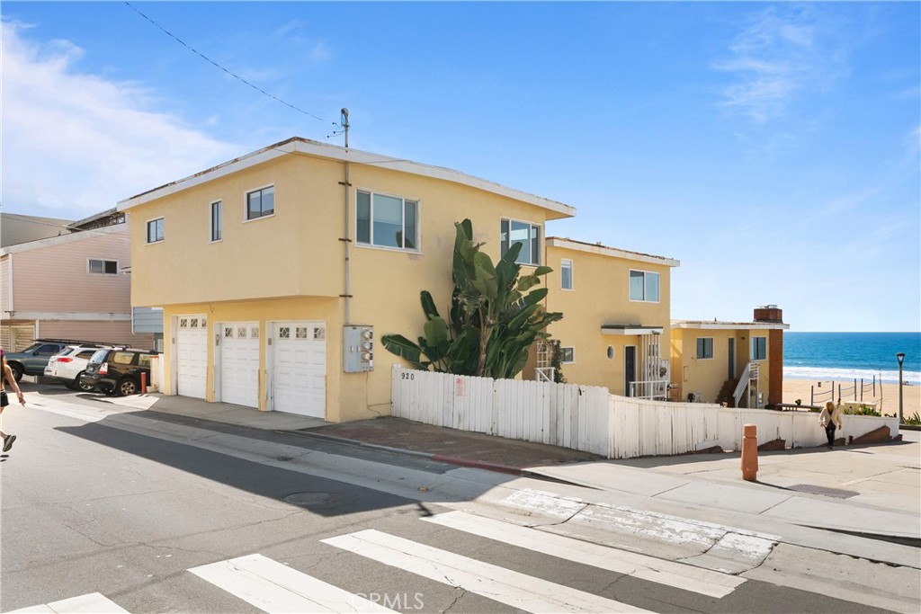 920 The Strand Manhattan Beach, CA 90266 - Photo 70 of 72 Exterior View of the Property