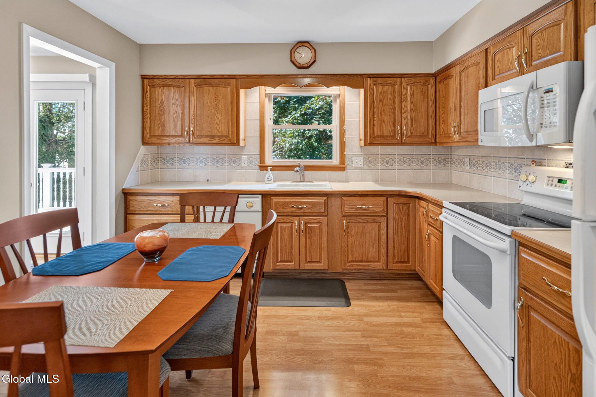 96 Forts Ferry Road Colonie, NY 12110 - Photo 8 of 25 Interior 05