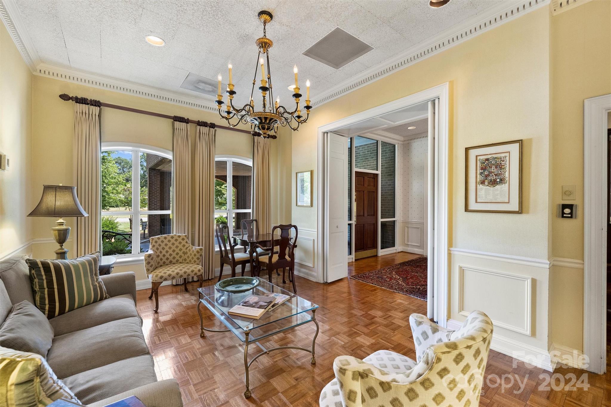 1530 Queens Road, Unit 901 Charlotte, NC 28207 - Photo 4 of 28 Gallery Image 4