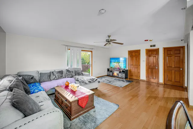 $508,000 | 8845 West 75th Street, Justice, IL 60458