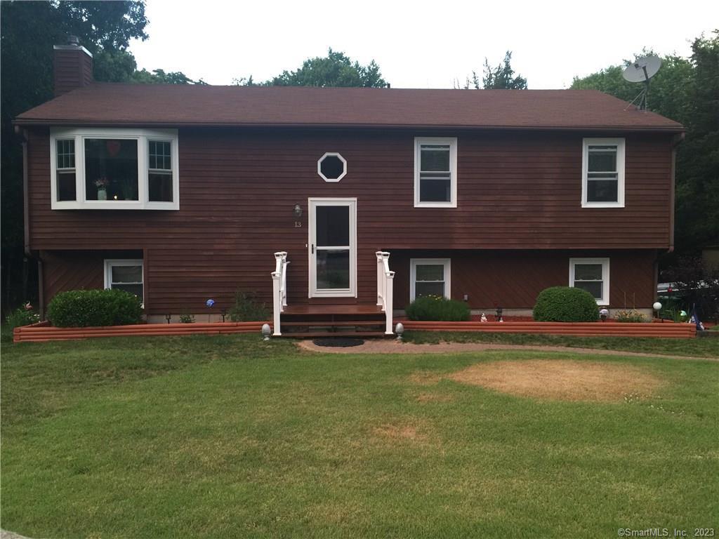 13 Burlake Road Waterford, CT 06375 - Photo 1 of 1 Gallery Image 1