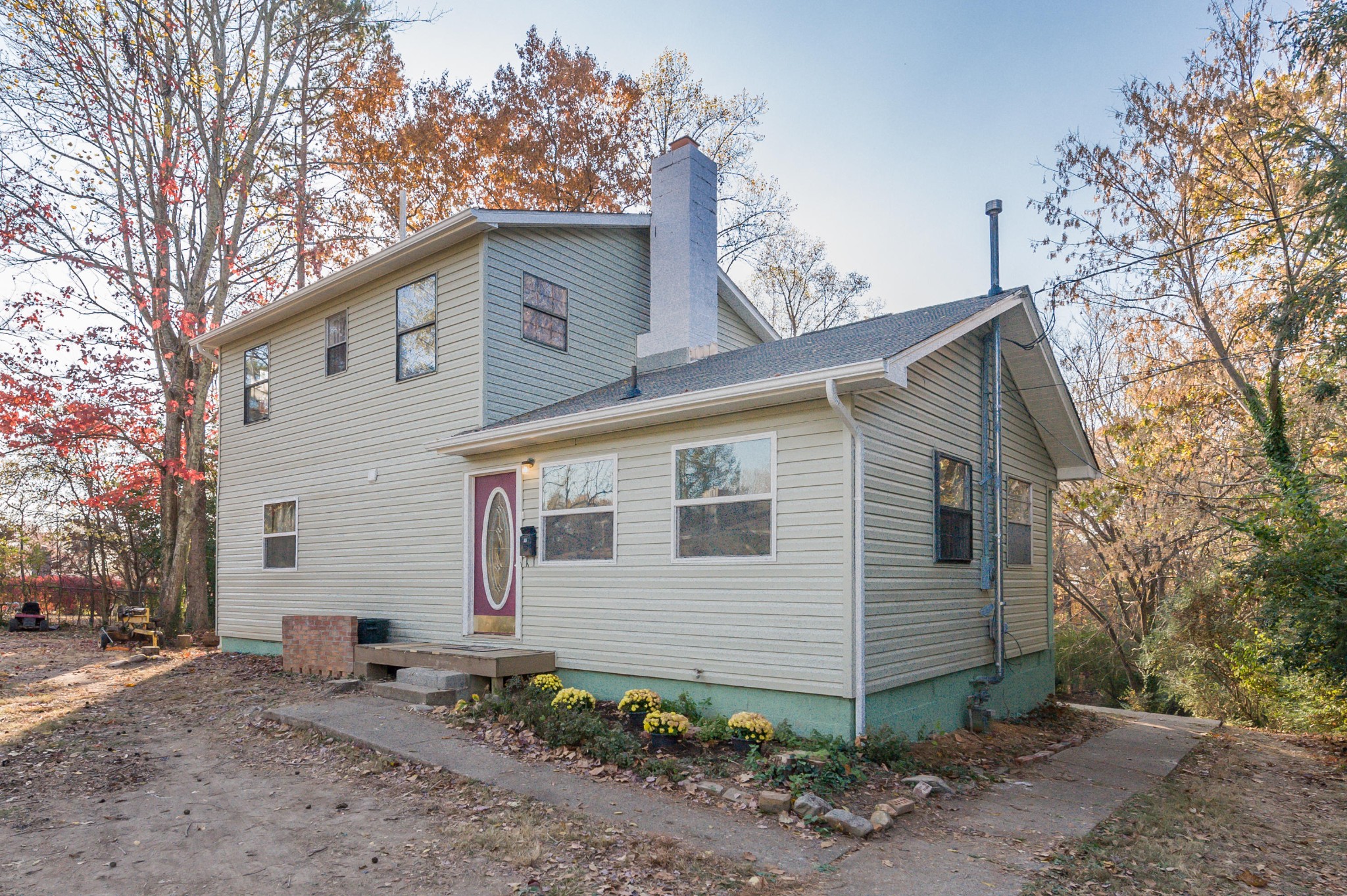 101 Orange Lane Oak Ridge, TN 37830 - Photo 1 of 32 Gallery Image 1