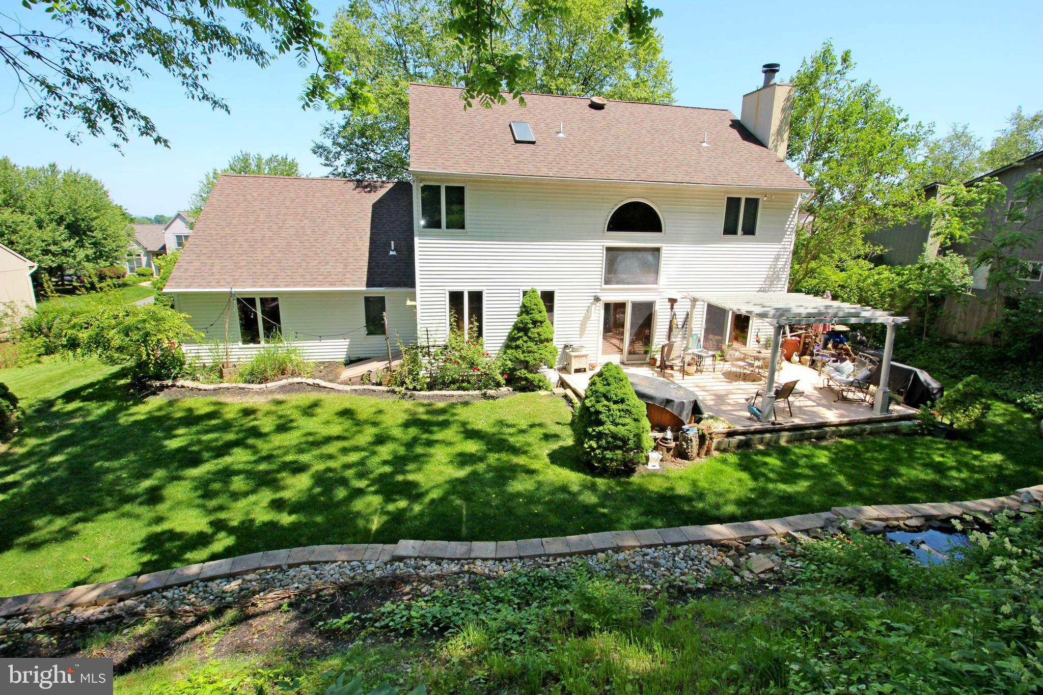 709 Oxford Road Lancaster, PA 17601 - Photo 3 of 63