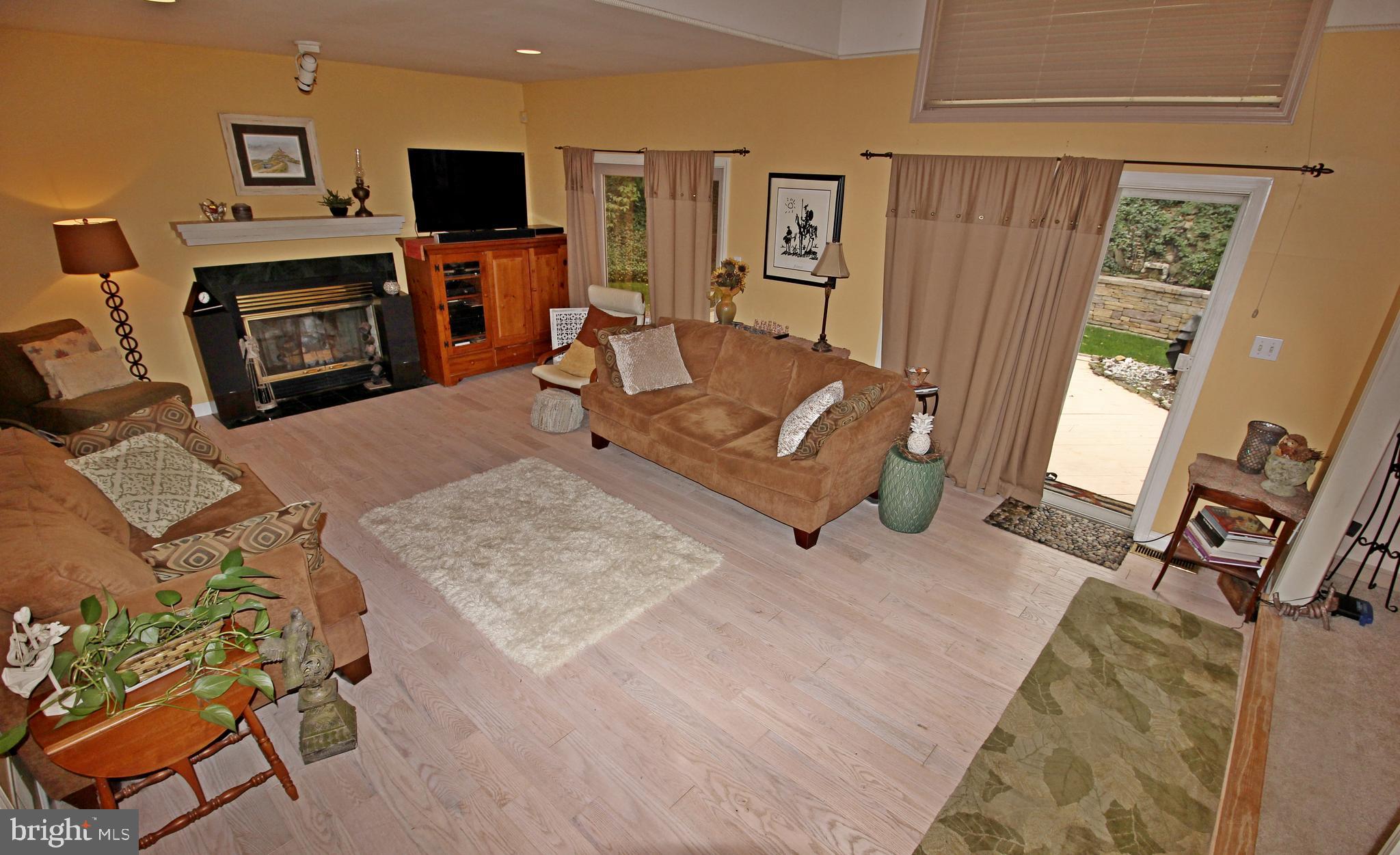 709 Oxford Road Lancaster, PA 17601 - Photo 8 of 63