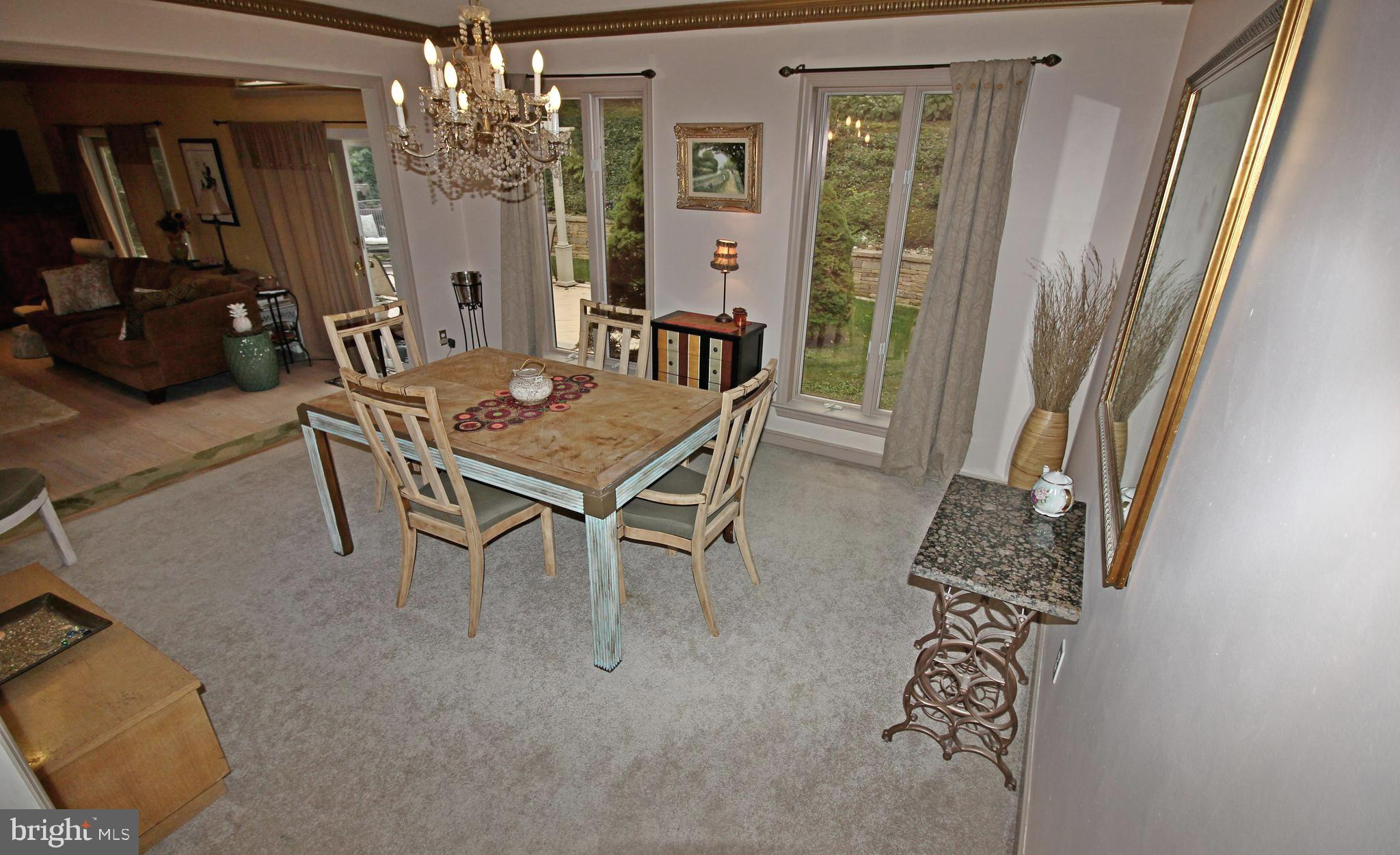 709 Oxford Road Lancaster, PA 17601 - Photo 10 of 63