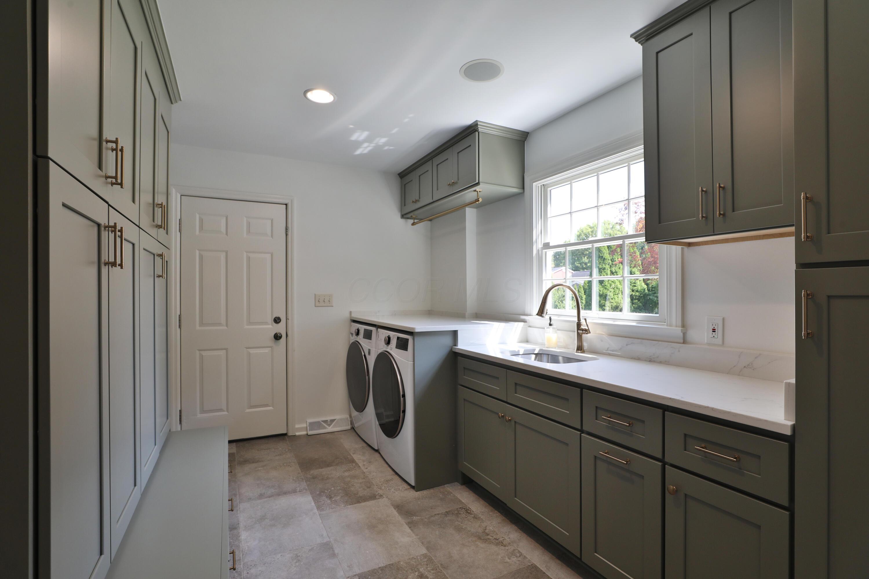 2305 Haverford Road Columbus, OH 43220 - Photo 25 of 60 2305-Haverford-25