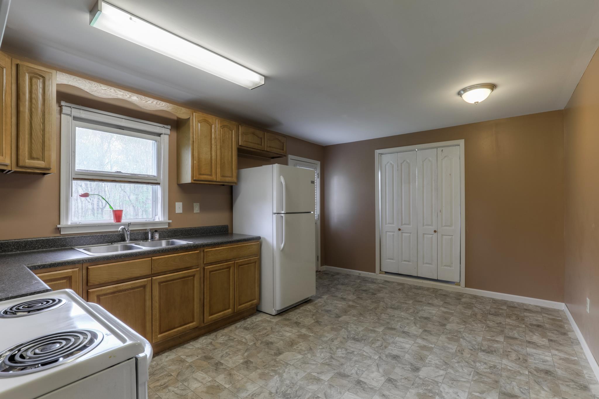 6933 Oak Hill Road Lyles, TN 37098 - Photo 8 of 23 Gallery Image 8