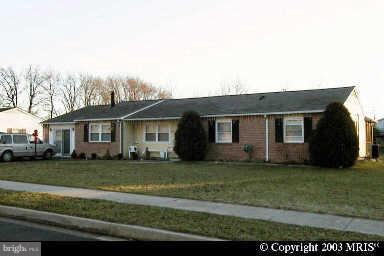2215 Maple Road Baltimore, MD 21219 - Photo 25 of 25 Exterior (Main)