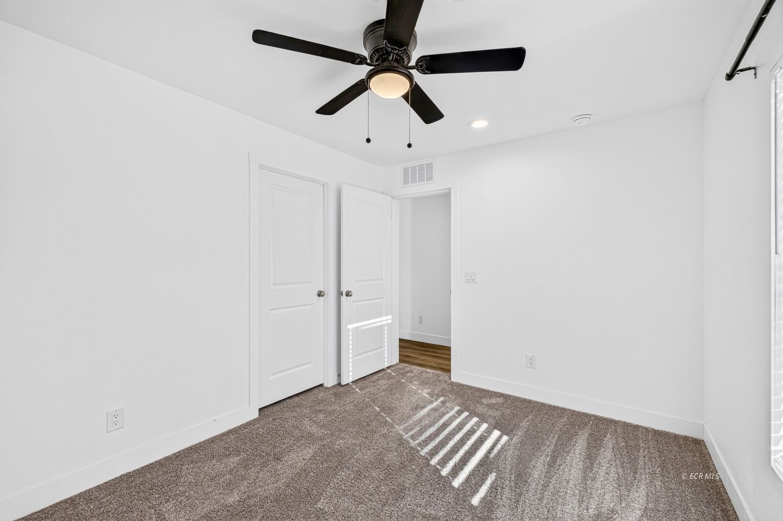 937 Spring Valley Parkway Spring Creek, NV 89815 - Photo 24 of 39