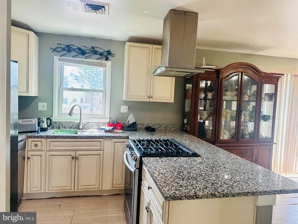 $485,000 | 9927 Portsmouth Road, Manassas, VA 20109