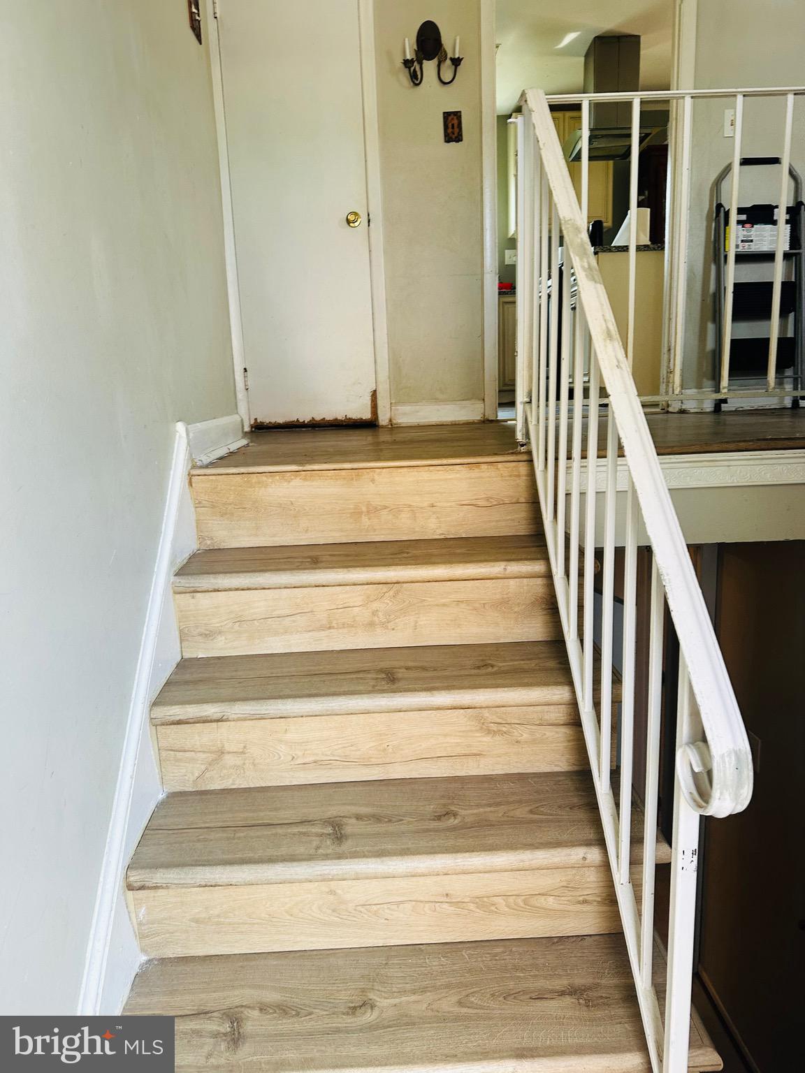 9927 Portsmouth Road Manassas, VA 20109 - Photo 7 of 32