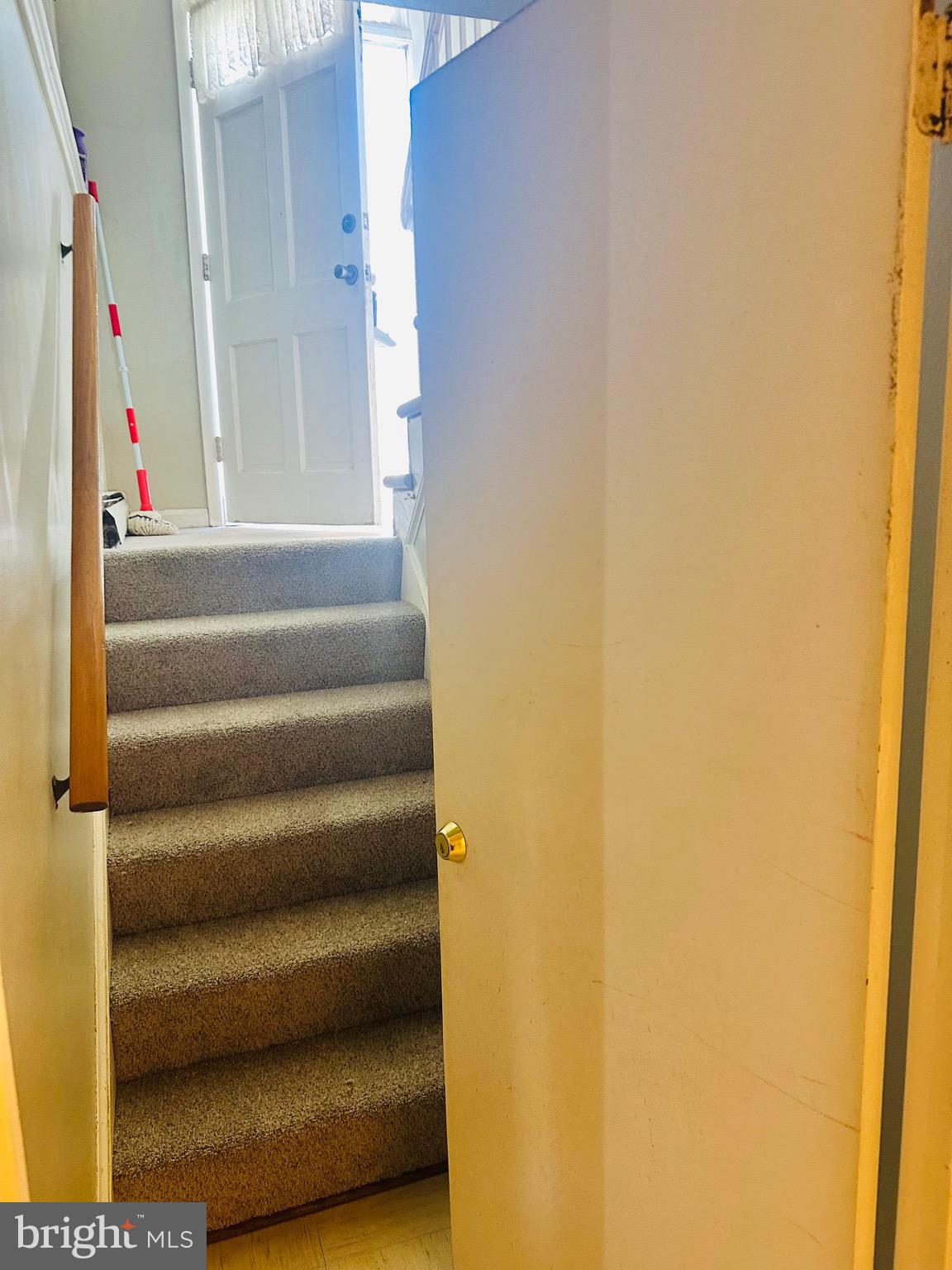 9927 Portsmouth Road Manassas, VA 20109 - Photo 8 of 32