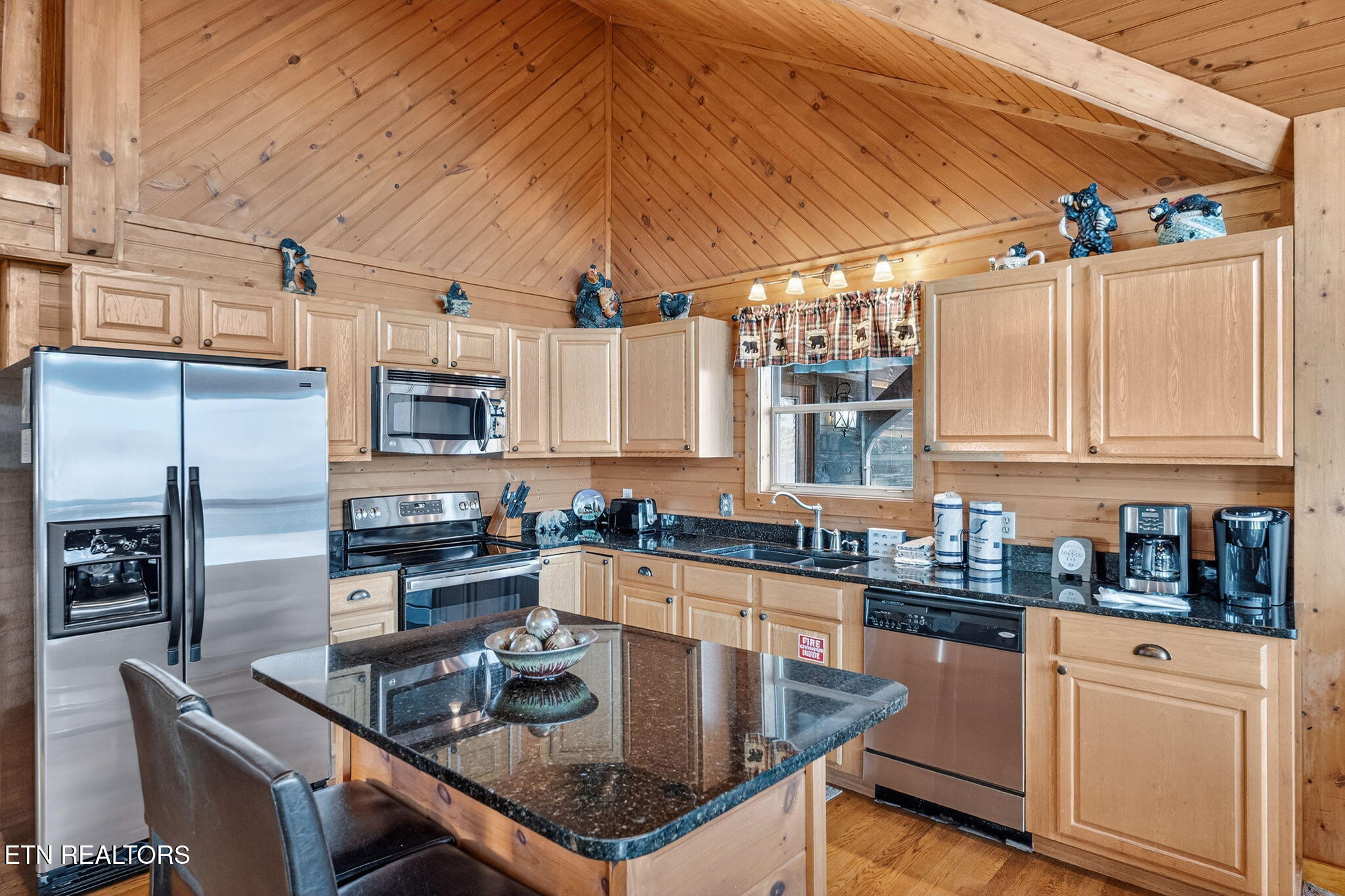 1928 Timber Ridge Way Sevierville, TN 37876 - Photo 15 of 34 28-web-or-mls-JH 20250814-025
