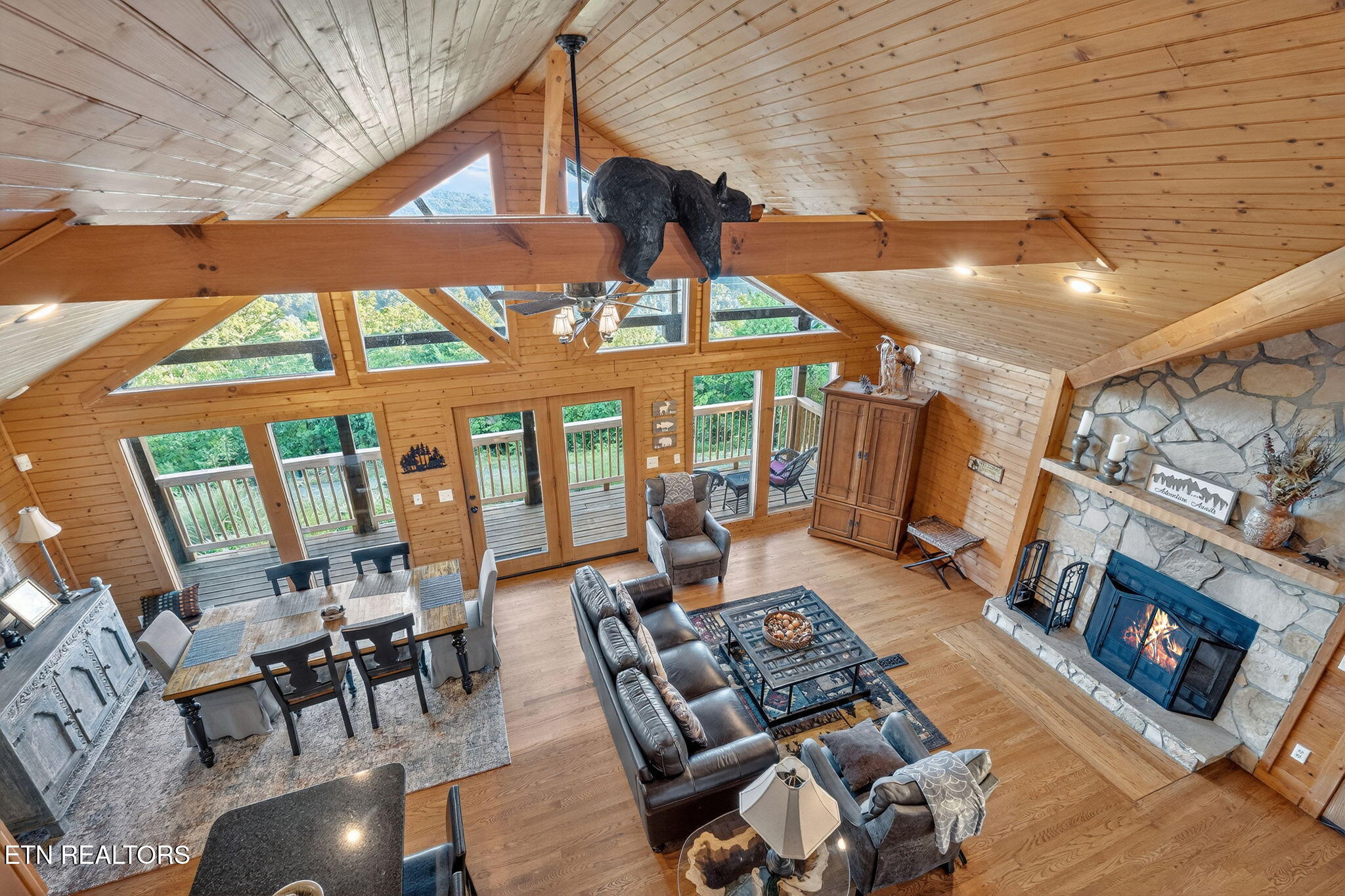 1928 Timber Ridge Way Sevierville, TN 37876 - Photo 18 of 34 18-web-or-mls-JH 20250814-139