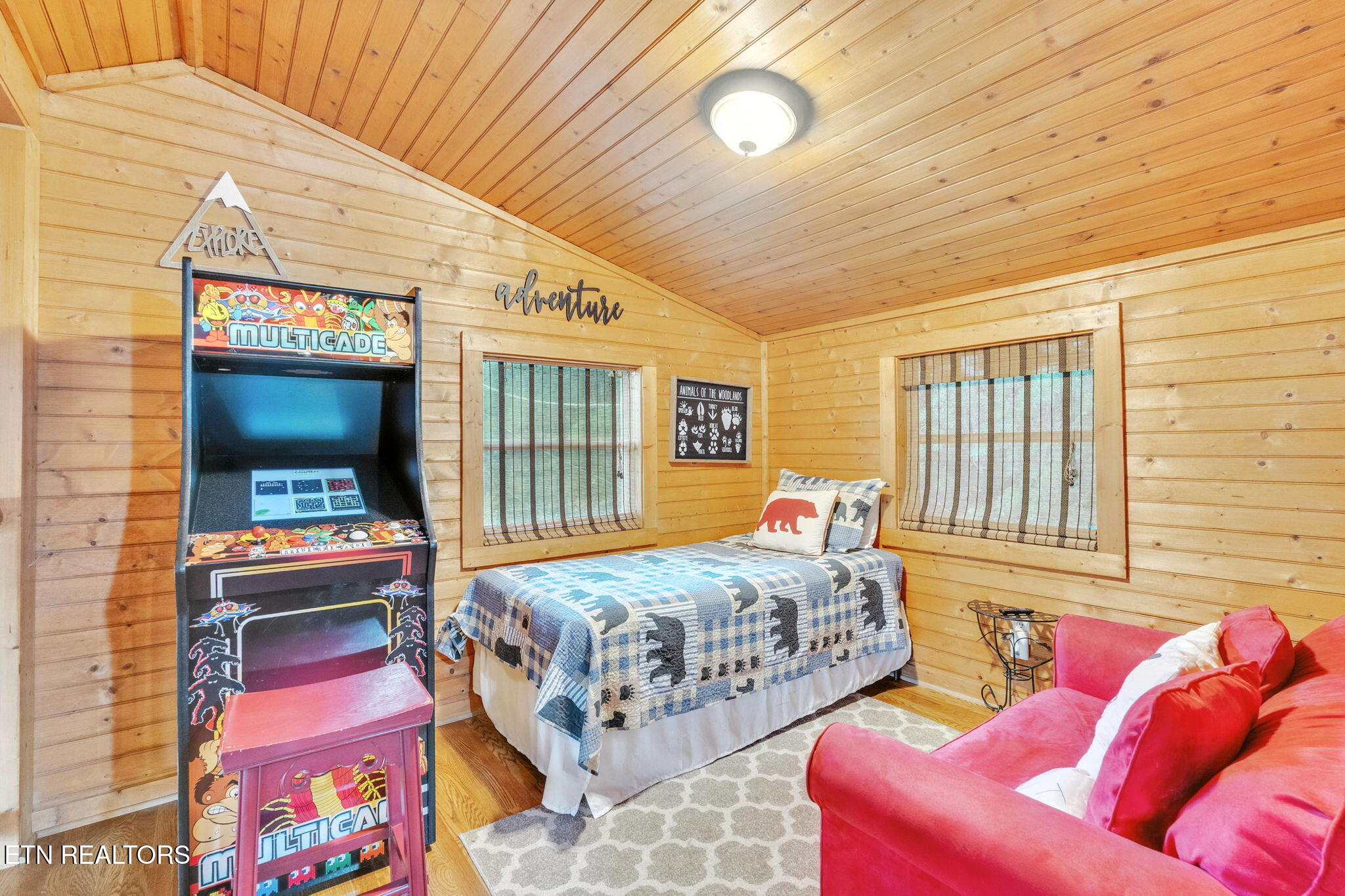 1928 Timber Ridge Way Sevierville, TN 37876 - Photo 22 of 34 56-web-or-mls-JH 20250814-136