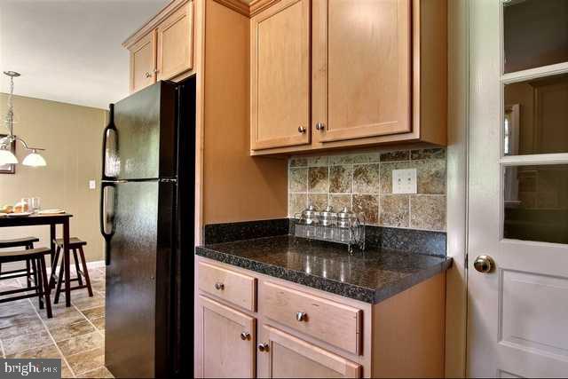 1987 Mapledale Road Elizabethtown, PA 17022 - Photo 7 of 23 Gallery Image 7