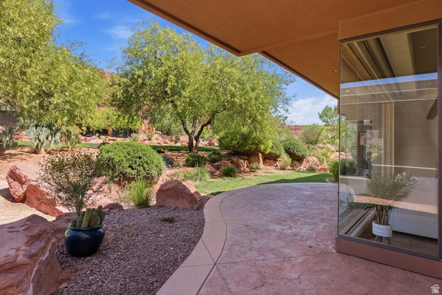2410 West Entrada Trail, Unit 4 St. George, UT 84770 - Photo 44 of 47